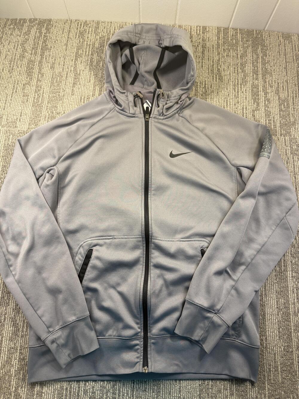 Nike Hoodie Mens Medium Gray Full Zip Therma-FIT Fleece Sweatshirt Swoosh Logo
